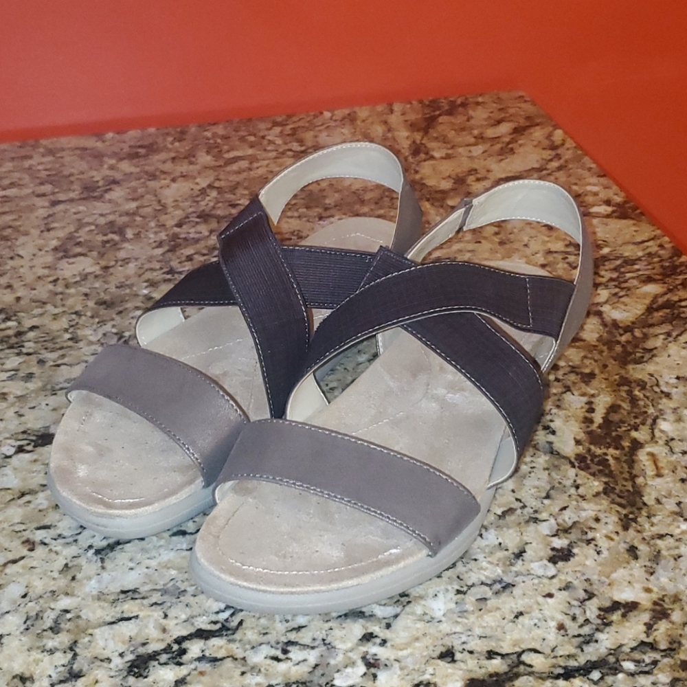 0522 Axxiom Glorify Sandals - Picture 8 of 10
